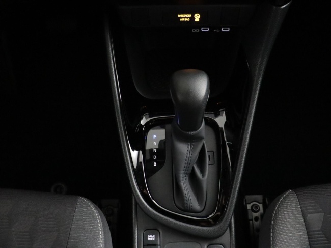 Toyota Yaris - 1.5 Hybrid 115 First Edition