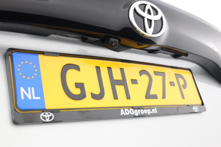 Toyota Yaris - 1.5 Hybrid 115 First Edition 37