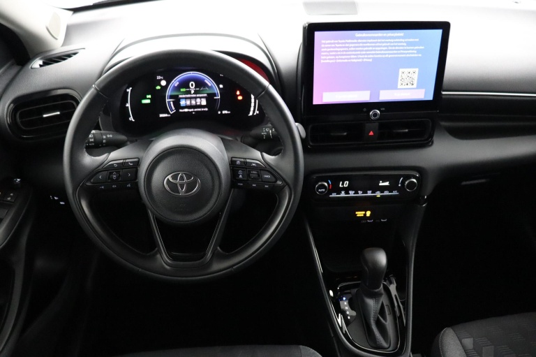 Toyota Yaris - 1.5 Hybrid 115 First Edition 38