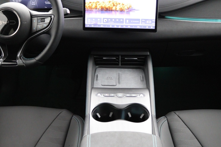 BYD SEAL 6 - DM-i TOURING Comfort Lite 36