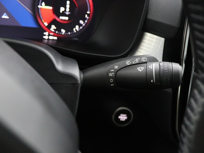 Volvo XC40 - 1.5 T5 Recharge Business Pro