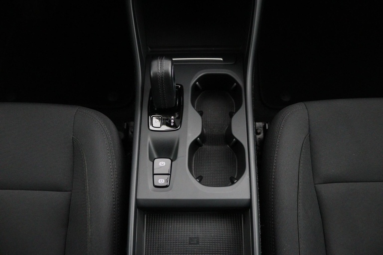 Volvo XC40 - 1.5 T5 Recharge Business Pro 30