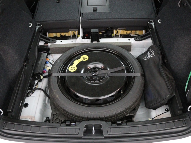 Volvo XC40 - 1.5 T5 Recharge Business Pro