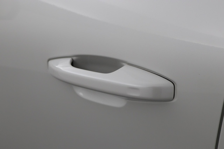 Volvo XC40 - 1.5 T5 Recharge Business Pro 38