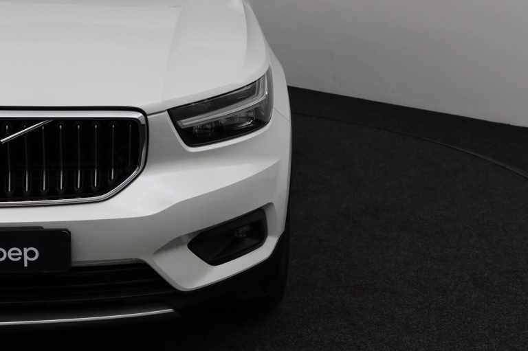 Volvo XC40 - 1.5 T5 Recharge Business Pro 42