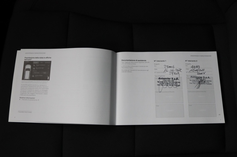 Volvo XC40 - 1.5 T5 Recharge Business Pro 46