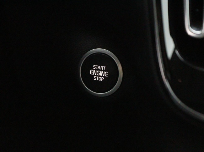 Volvo XC40 - 1.5 T5 Recharge Business Pro