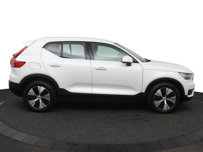 Volvo XC40 - 1.5 T5 Recharge Business Pro