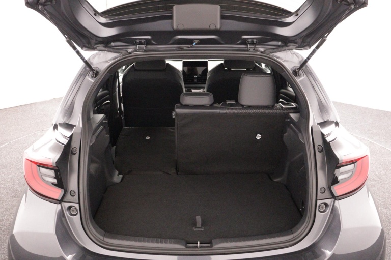 Toyota Yaris - 1.5 Hybrid 130 Executive 26