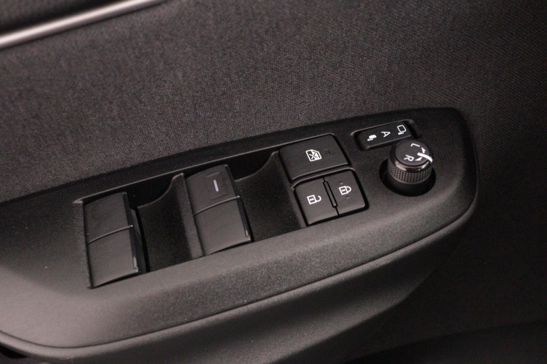 Toyota Yaris - 1.5 Hybrid 130 Executive 29