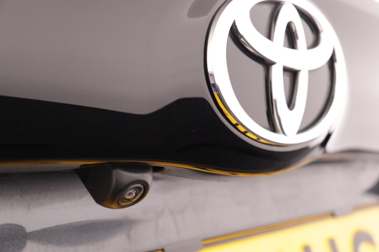 Toyota Yaris - 1.5 Hybrid 130 Executive 37