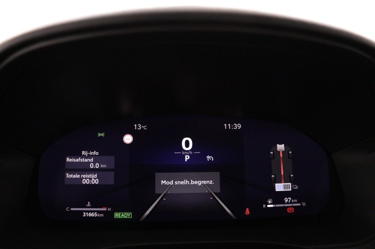 Toyota Yaris - 1.5 Hybrid 130 Executive 6