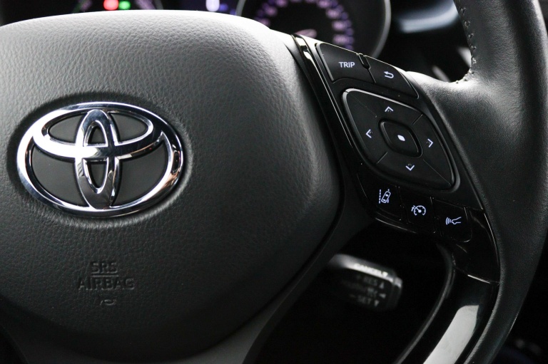 Toyota C-HR - 2.0 Hybrid First Edition 21