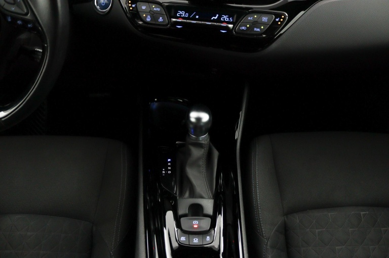 Toyota C-HR - 2.0 Hybrid First Edition 27