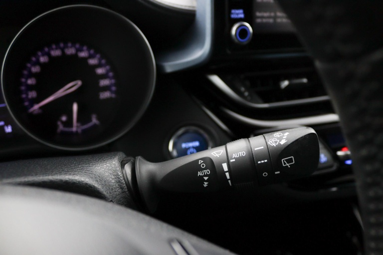 Toyota C-HR - 2.0 Hybrid First Edition 32