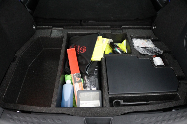 Toyota C-HR - 2.0 Hybrid First Edition 34