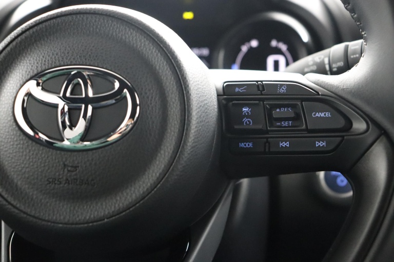 Toyota Yaris - 1.5 Hybrid Executive 21