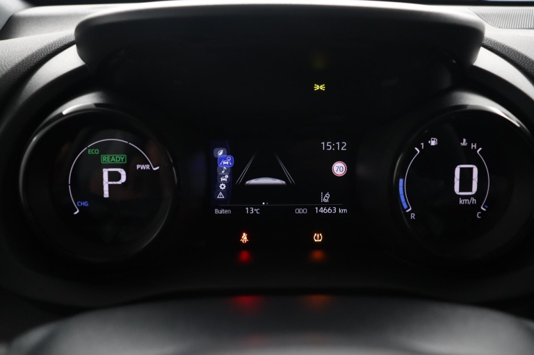 Toyota Yaris - 1.5 Hybrid Executive 46