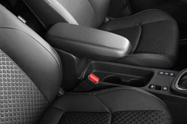 Toyota Yaris - 1.5 Hybrid Executive 65