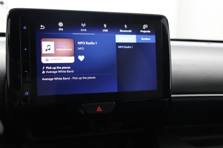 Toyota Yaris - 1.5 Hybrid Executive 8