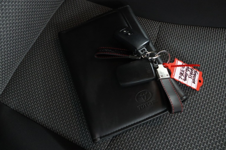 Toyota Yaris - 1.5 Hybrid Trend 11