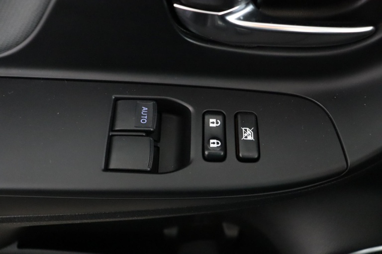 Toyota Yaris - 1.5 Hybrid Trend 29