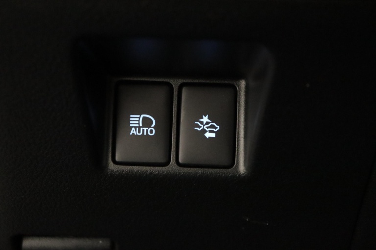 Toyota Yaris - 1.5 Hybrid Trend 31