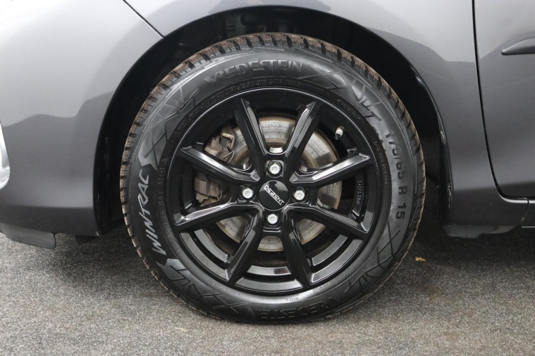 Toyota Yaris - 1.5 Hybrid Trend 39