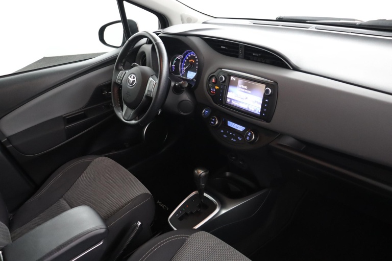 Toyota Yaris - 1.5 Hybrid Trend 52
