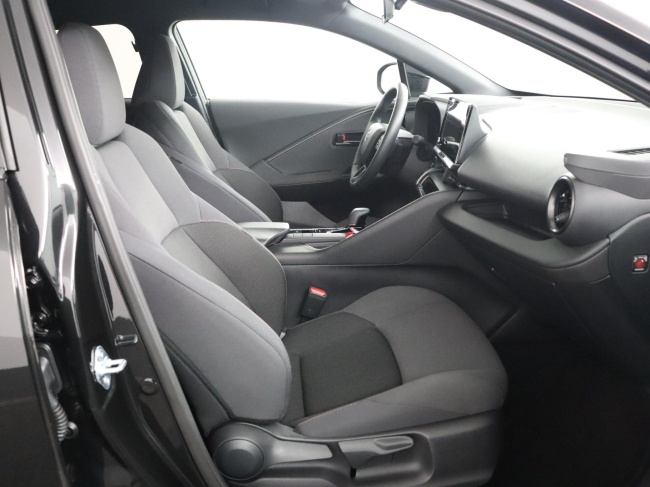 Toyota C-HR - 2.0 Plug-in Hybrid 220 Dynamic