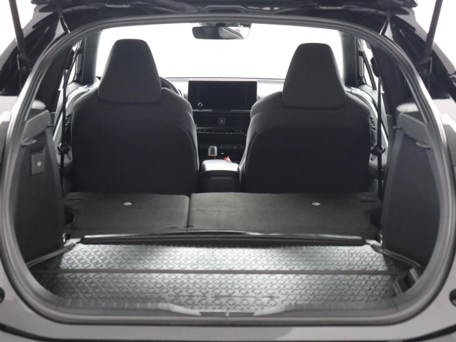 Toyota C-HR - 2.0 Plug-in Hybrid 220 Dynamic