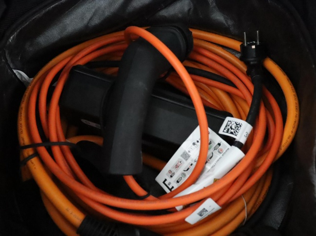 Toyota C-HR - 2.0 Plug-in Hybrid 220 Dynamic