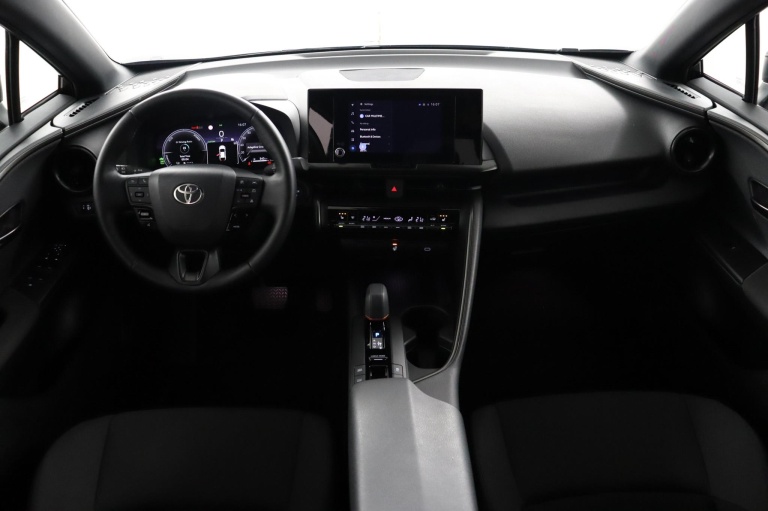 Toyota C-HR - 2.0 Plug-in Hybrid 220 Dynamic 4