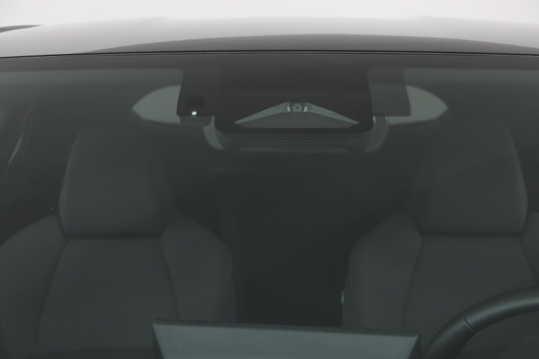 Toyota C-HR - 2.0 Plug-in Hybrid 220 Dynamic 40