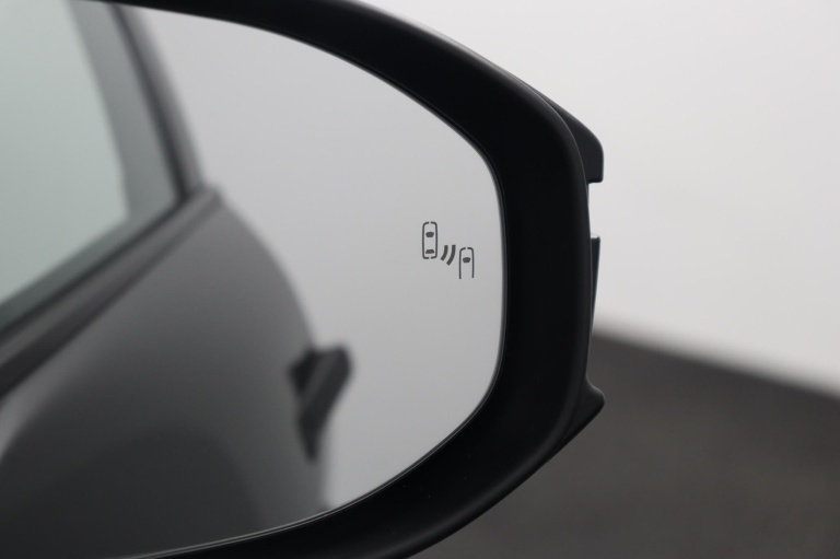 Toyota C-HR - 2.0 Plug-in Hybrid 220 Dynamic 43