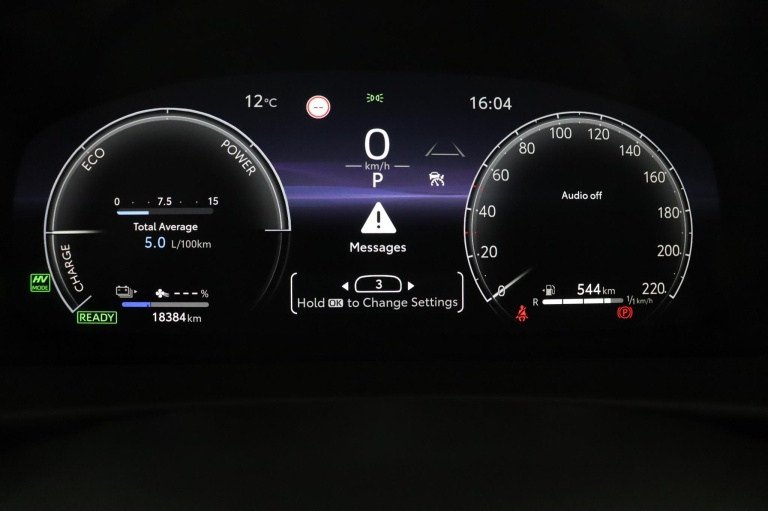 Toyota C-HR - 2.0 Plug-in Hybrid 220 Dynamic 44