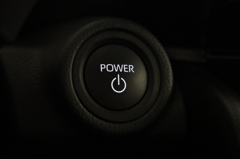 Toyota C-HR - 2.0 Plug-in Hybrid 220 Dynamic 46