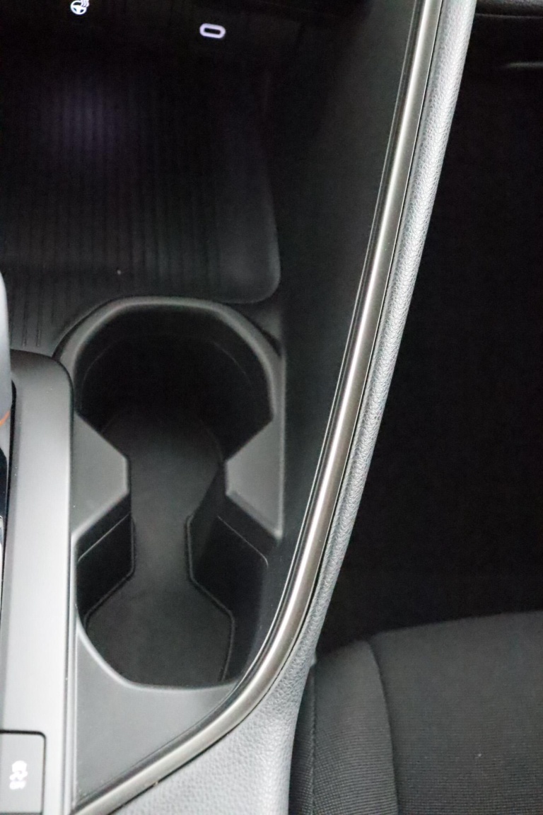 Toyota C-HR - 2.0 Plug-in Hybrid 220 Dynamic 54