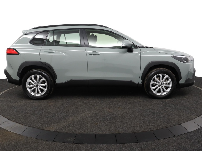 Toyota Corolla Cross - Hybrid 140 Active 13