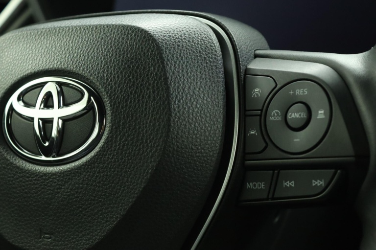 Toyota Corolla Cross - Hybrid 140 Active 19