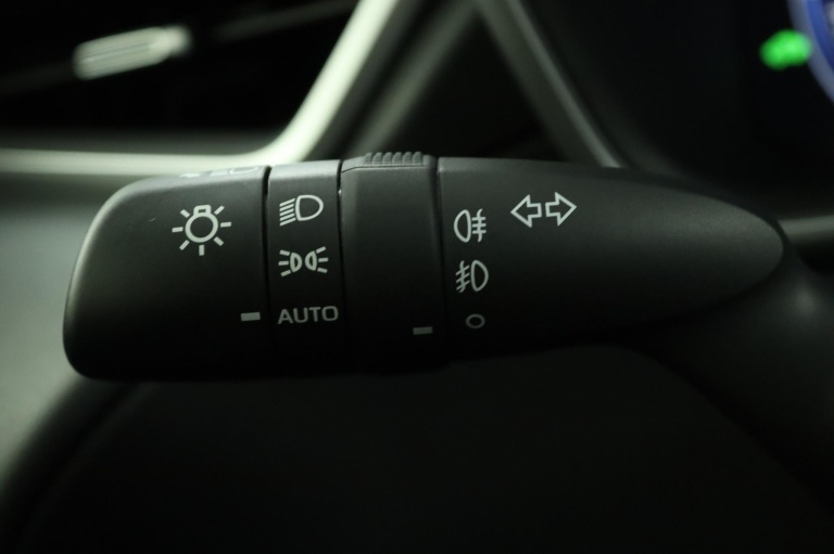 Toyota Corolla Cross - Hybrid 140 Active 31