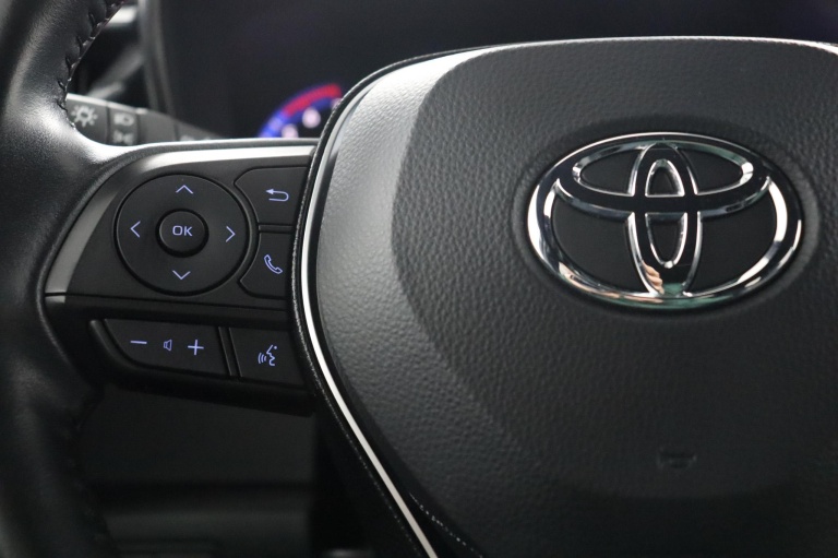 Toyota Corolla Touring Sports - 1.8 Hybrid TeamNL 18