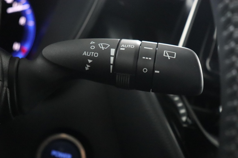 Toyota Corolla Touring Sports - 1.8 Hybrid TeamNL 30