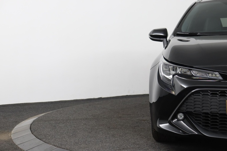 Toyota Corolla Touring Sports - 1.8 Hybrid TeamNL 33