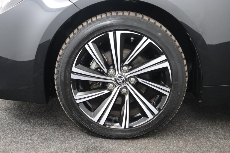 Toyota Corolla Touring Sports - 1.8 Hybrid TeamNL 35