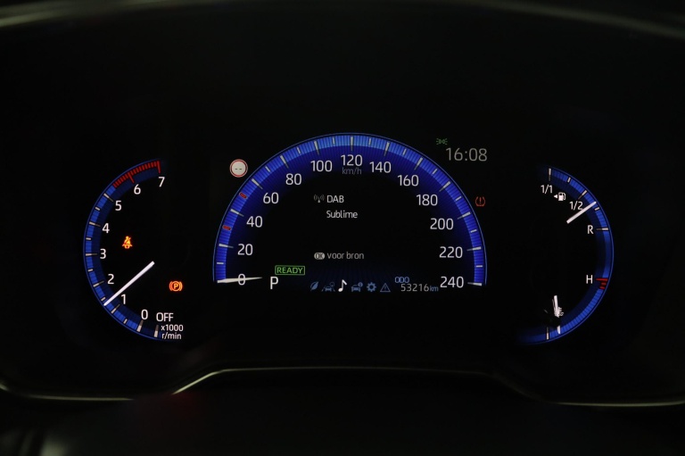 Toyota Corolla Touring Sports - 1.8 Hybrid TeamNL 44