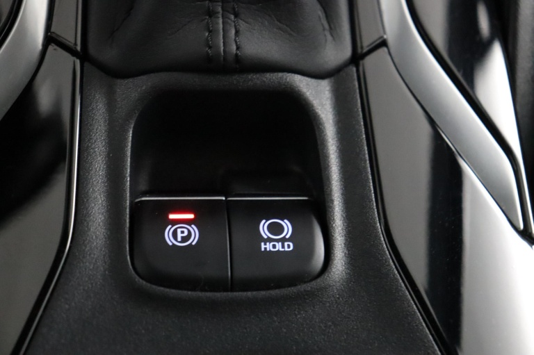 Toyota Corolla Touring Sports - 1.8 Hybrid TeamNL 55