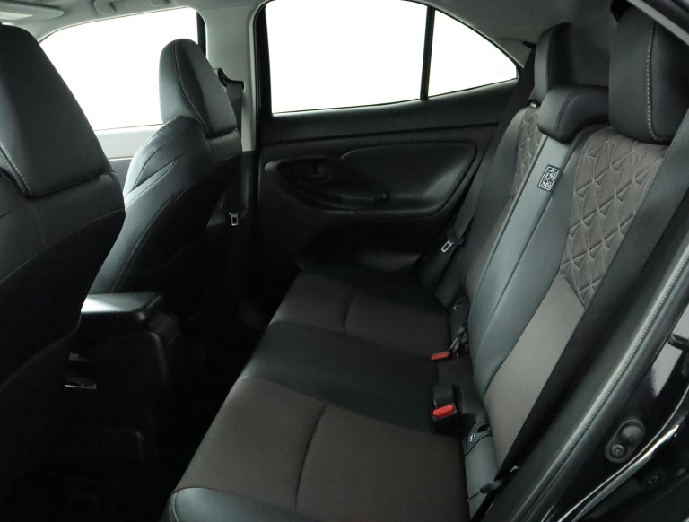 Toyota Yaris Cross - 1.5 Hybrid Executive 18