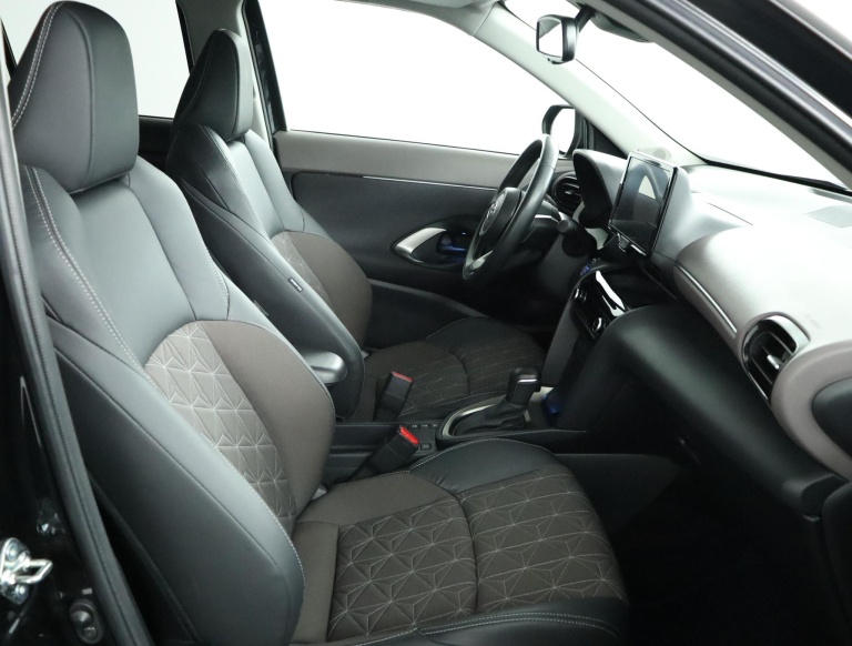 Toyota Yaris Cross - 1.5 Hybrid Executive 22