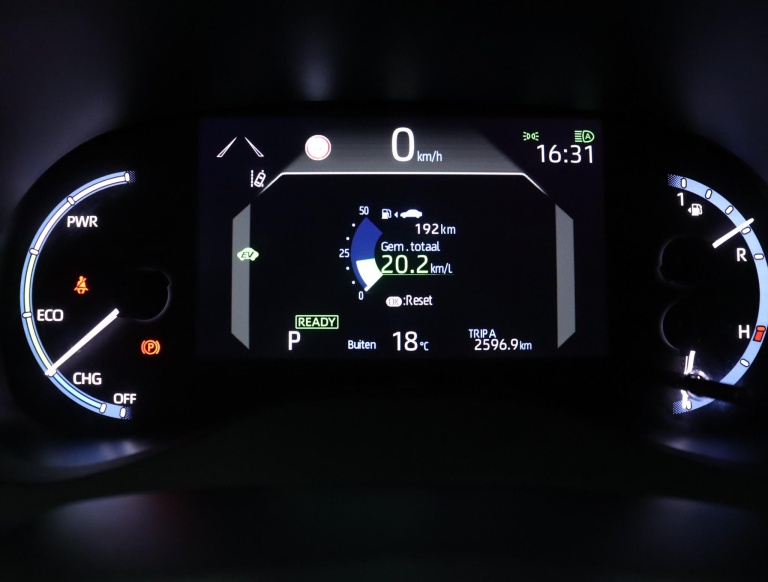 Toyota Yaris Cross - 1.5 Hybrid Executive 6